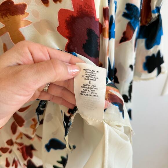 Alice + Olivia Moore Velvet Floral Print Tiered Mini Dress Cream/Blue XS - Picture 7 of 13